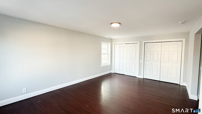 Building Photo - 271 Seaside Ave