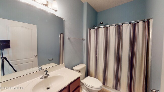 Building Photo - 2588 Cody Dr
