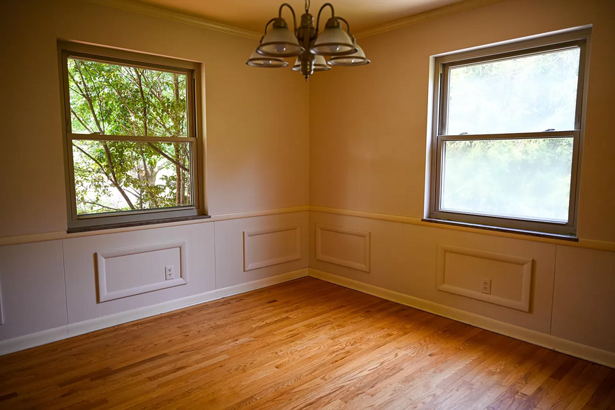 Dining Room next to the Kitchen - 200 Suburban Rd