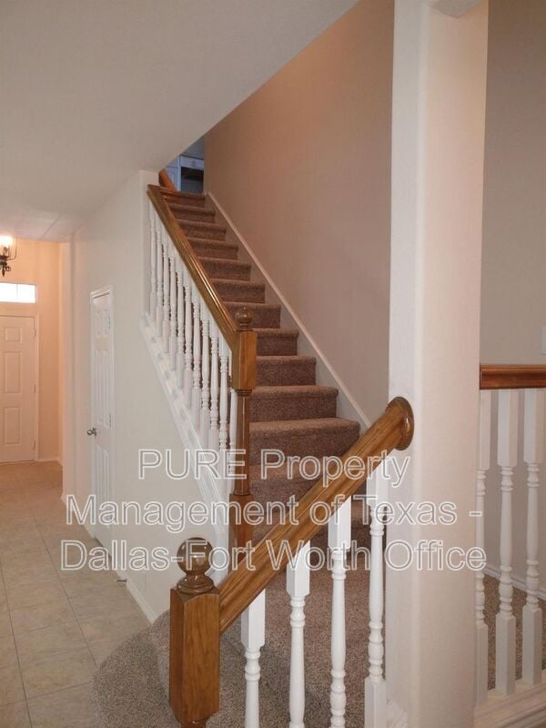 Building Photo - 3013 St Frances Dr