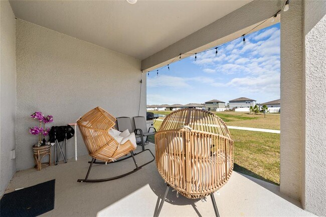 Building Photo - 1485 Effra Wy