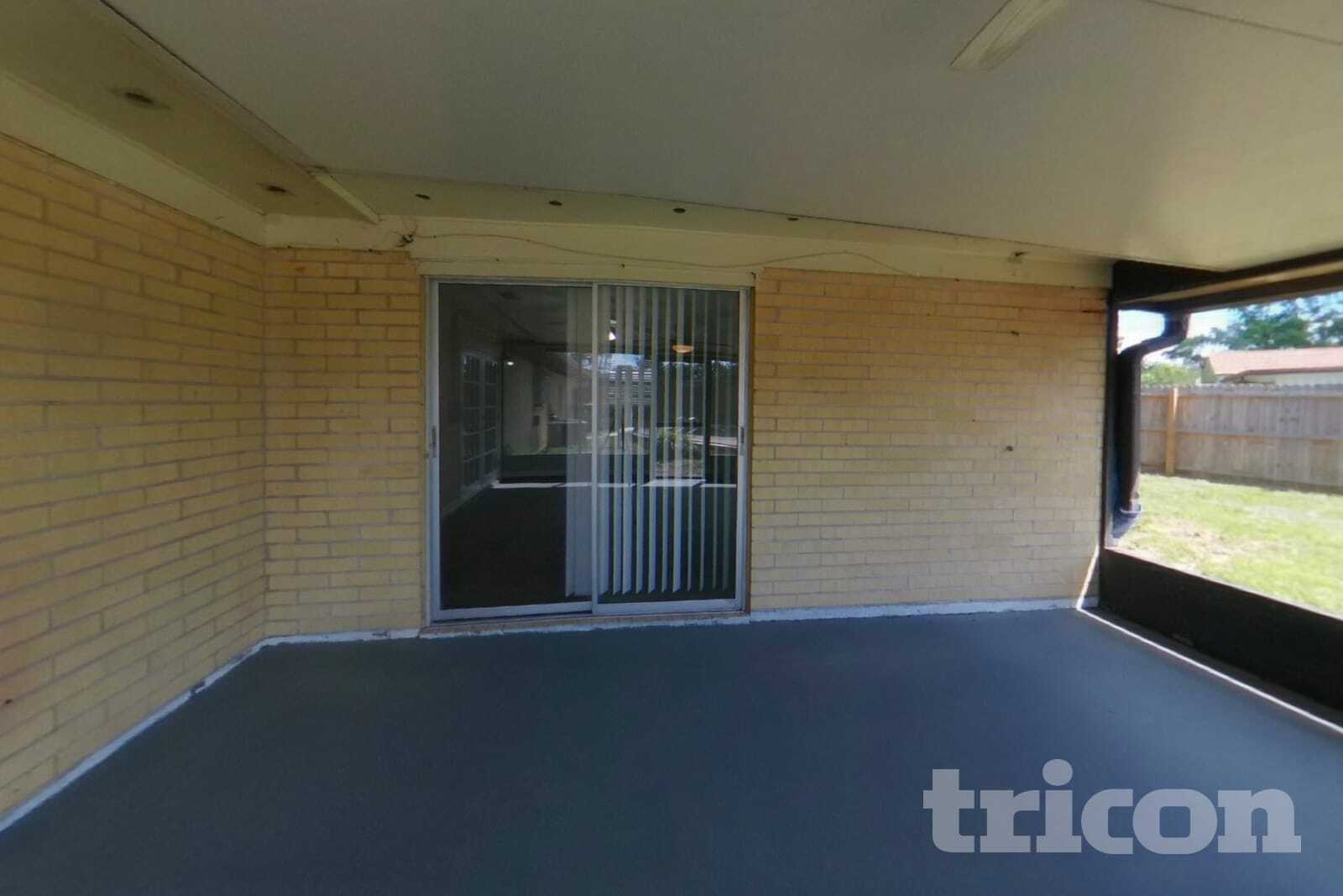 Building Photo - 671 Custer Cir
