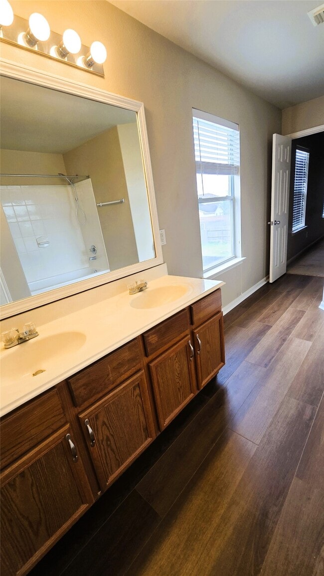 Building Photo - 29303 Legends Hill Dr