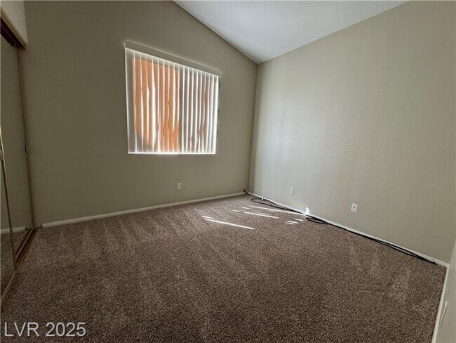 Building Photo - 9805 Echo Hills Dr