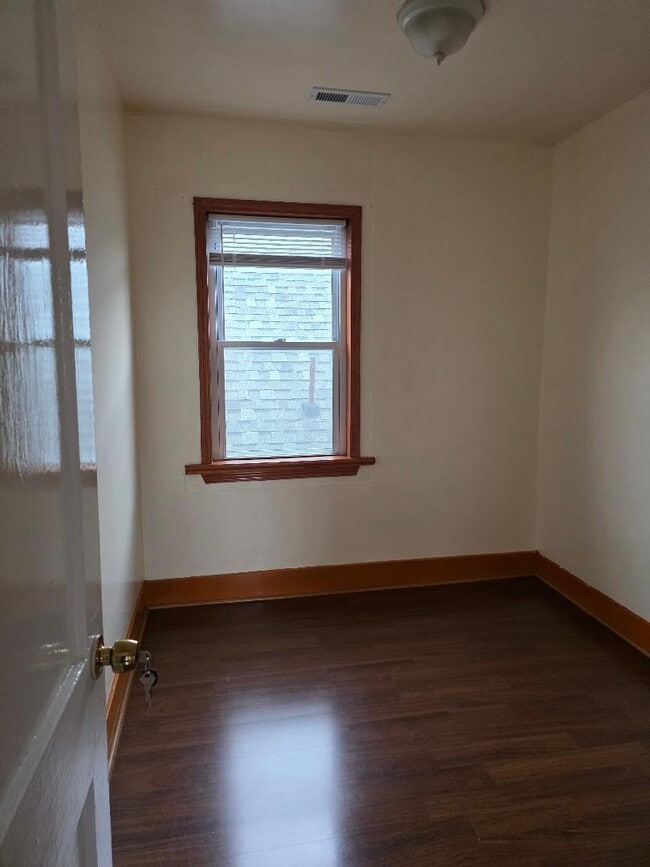 Building Photo - 2632 S Princeton Ave