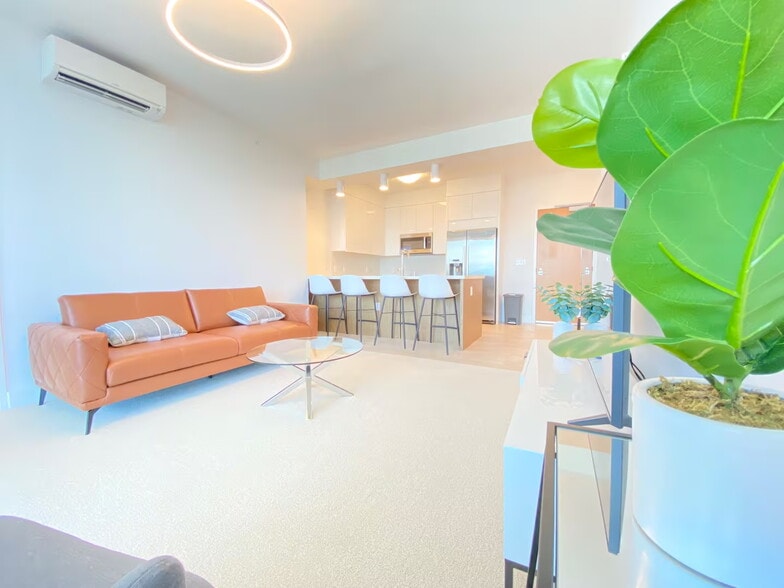 Living Room - 629 Keeaumoku St