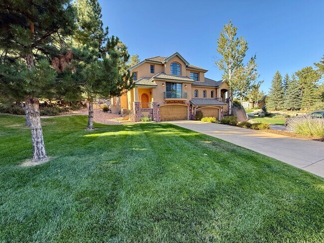 Building Photo - Gorgeous 4 Bedroom Home located in Gated Broadmoor Community