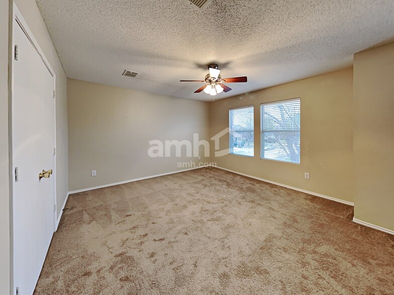 Building Photo - 2357 Bradford Pear Dr