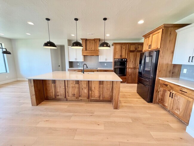 Building Photo - 3134 Blue Heron Dr