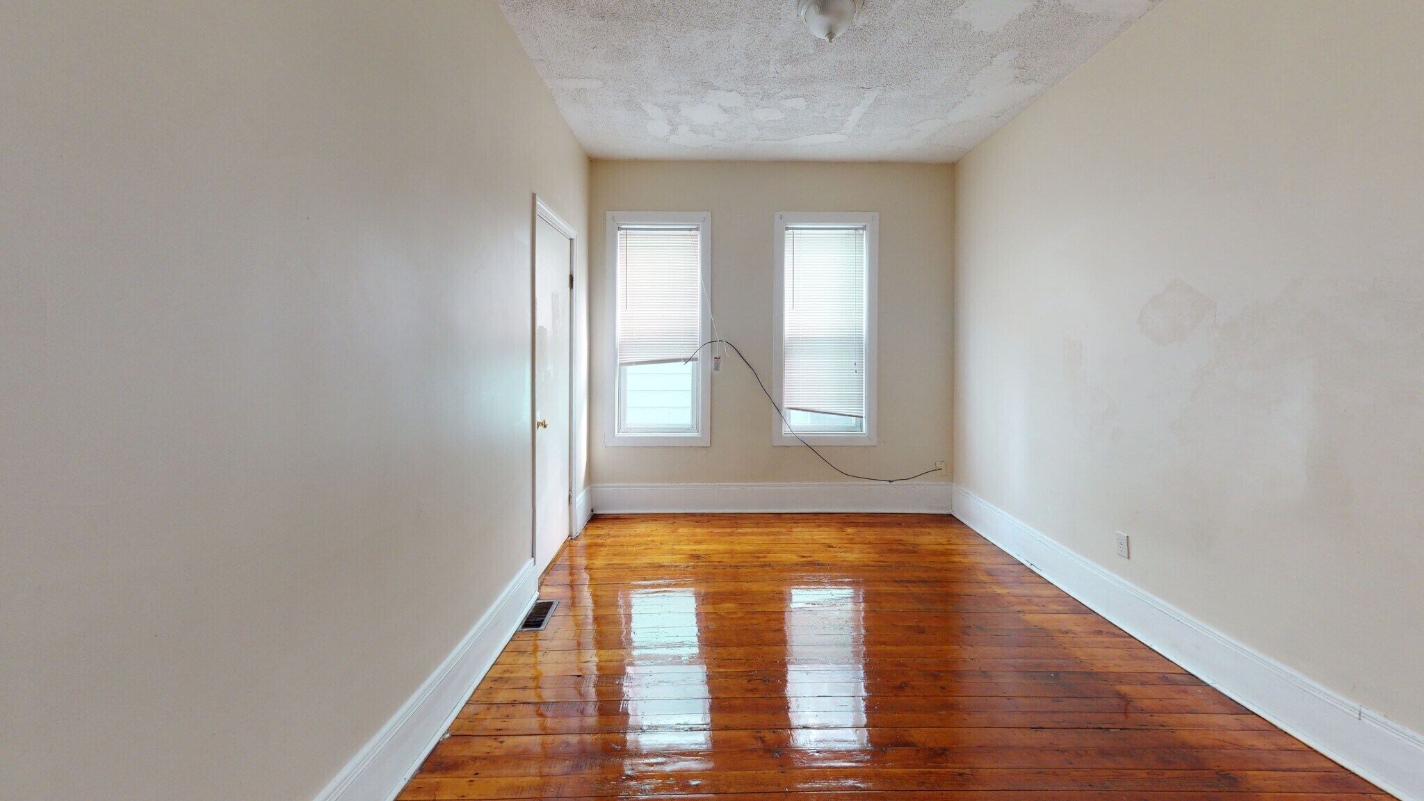 Building Photo - 14 Langdon St