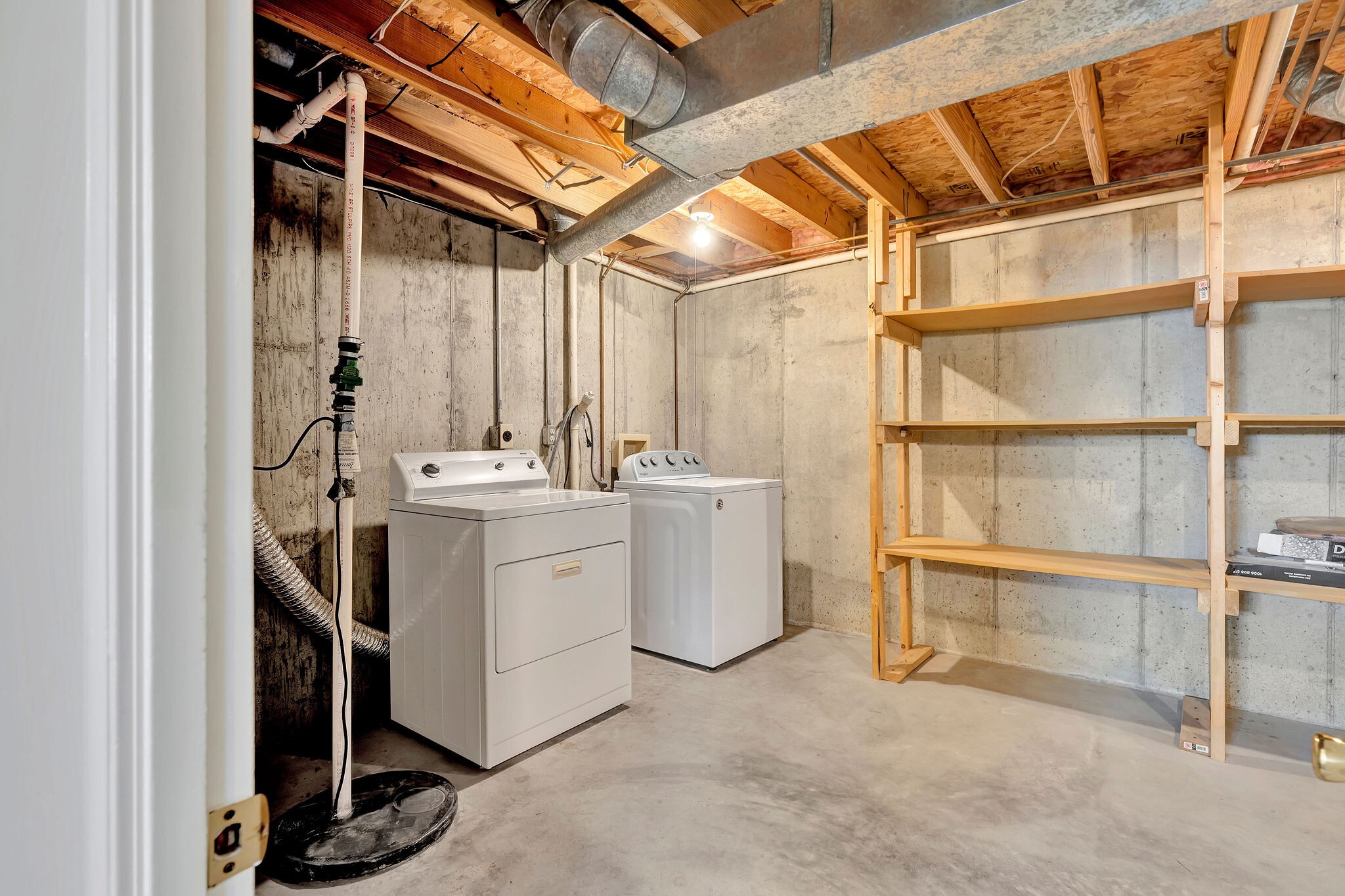 Building Photo - 206 Glenwood Ave