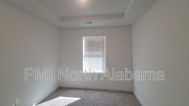 Building Photo - 7578 Discovery Pt Dr NW