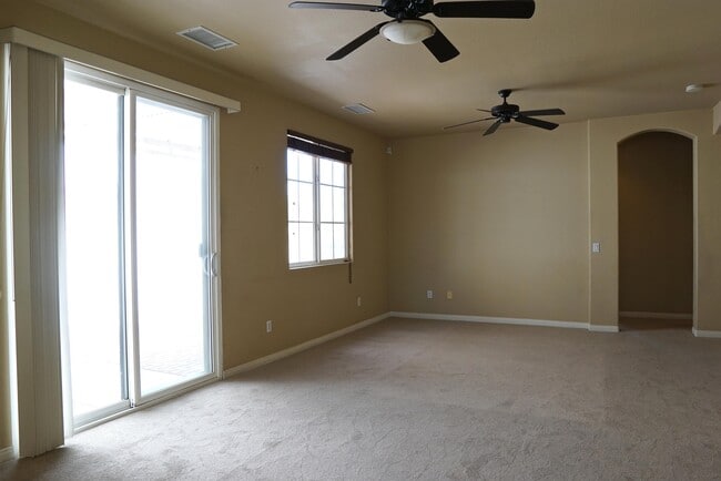 Building Photo - 67988 Cancha Cheyene