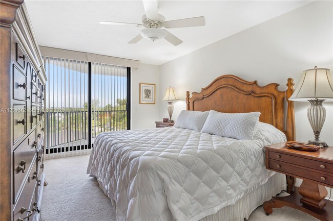 Building Photo - 4000 N Hwy A1A