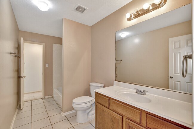 Building Photo - 5918 Durango Mist Ln