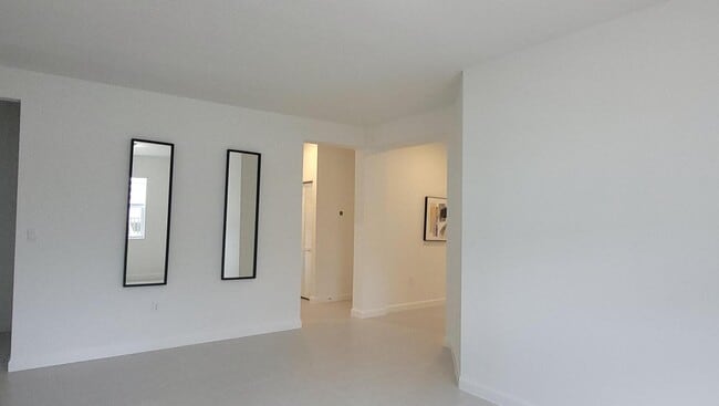 Building Photo - 16105 SW 149th Ave