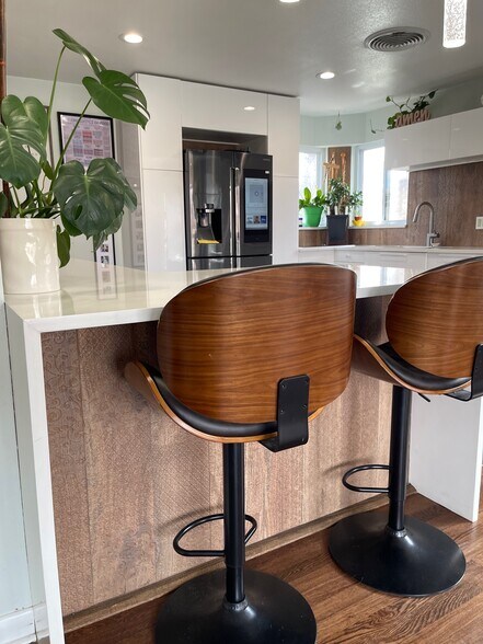 Building Photo - 2210 Marshall St