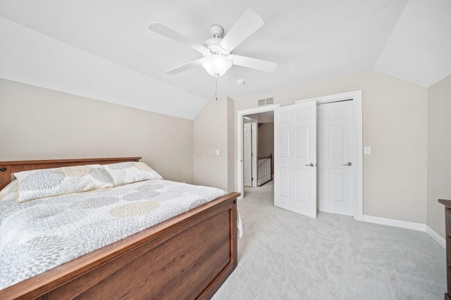 Building Photo - 4939 Stonehaven Dr