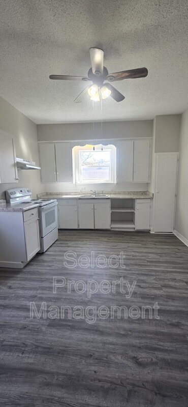 Building Photo - 1235 Huestis Ave