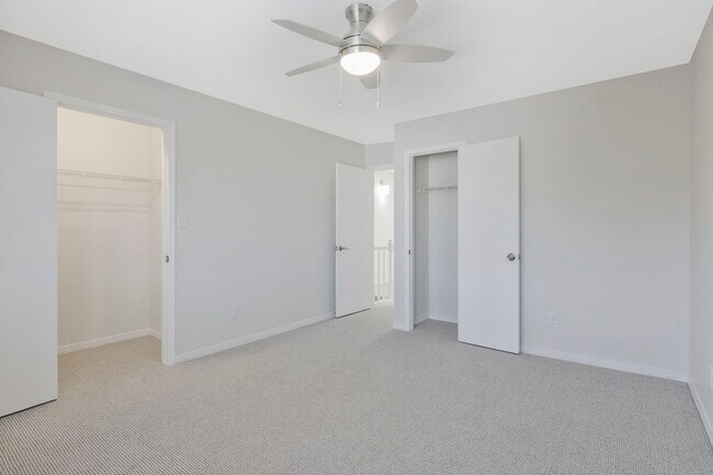 Building Photo - 4221 Brookside Dr