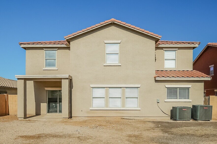 Building Photo - 2413 W Chipman Rd