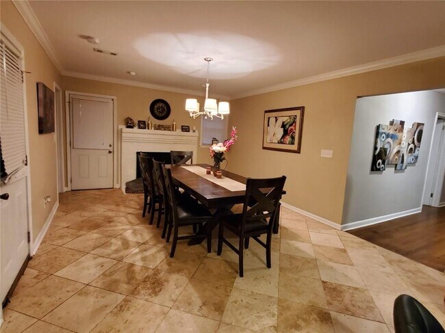 Building Photo - 448 Susan Creek Dr