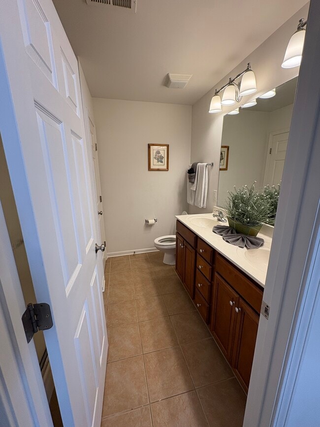 Building Photo - 5638 Roundup Cir