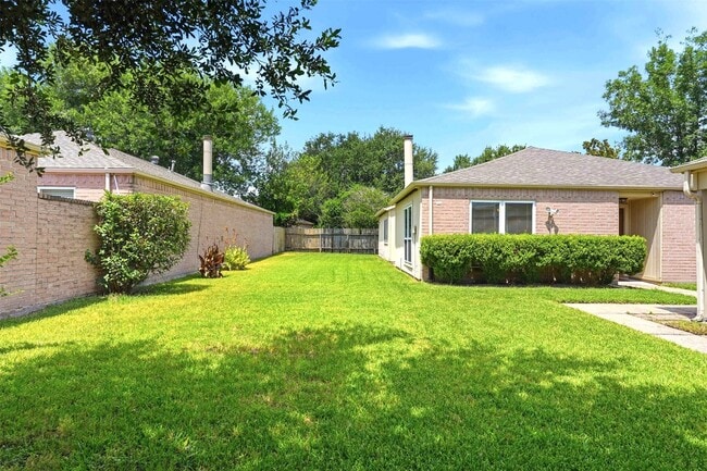 Building Photo - 7502 Addicks Clodine Rd