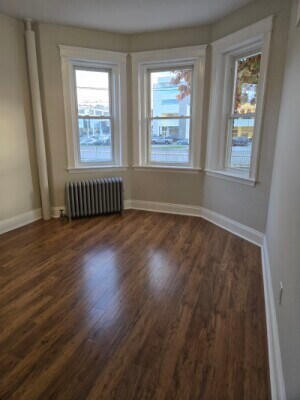 Building Photo - 67 Park Dr