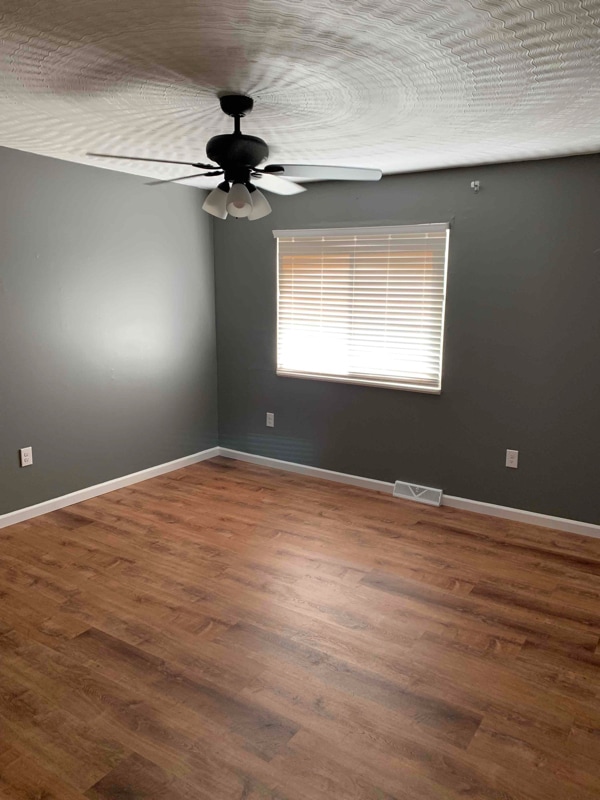 Building Photo - 302 Northwinds Dr
