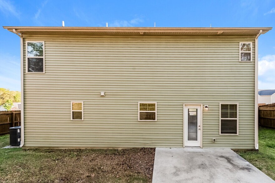 Building Photo - 1357 Busiris Dr