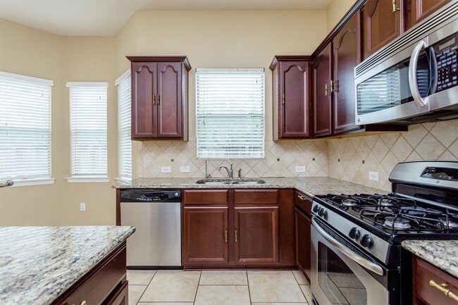 Building Photo - 4035 Merry Meadow Ct