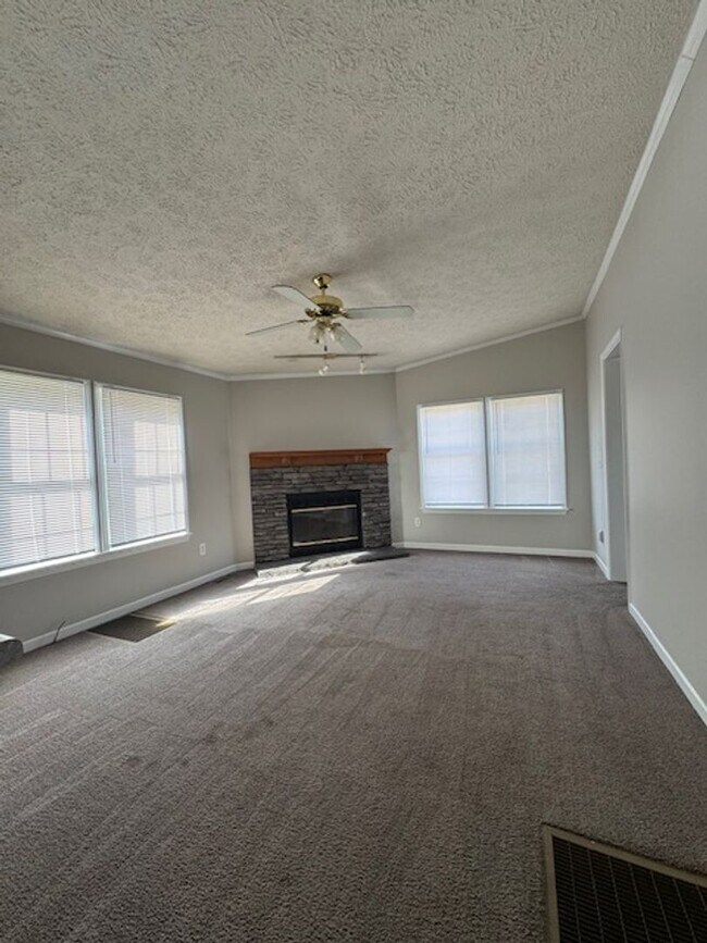 Building Photo - 4707 Moye Cir