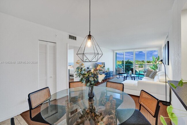 Building Photo - 5600 Collins Ave