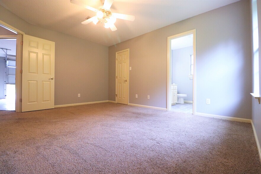 Building Photo - 56 Timberwood Dr