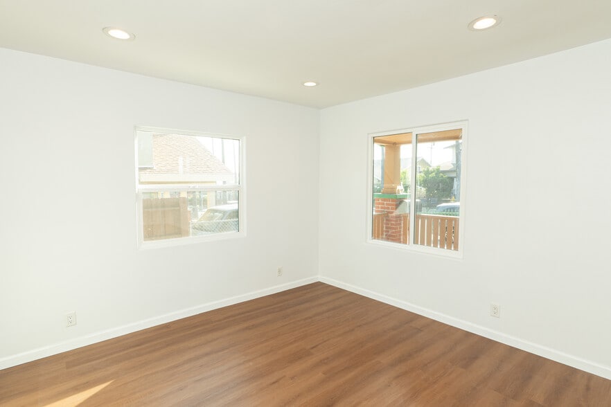 Room 1 - 940 S Bernal Ave