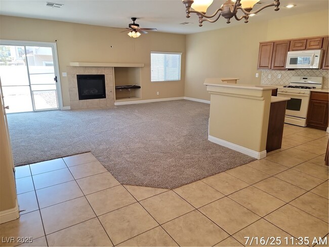Building Photo - 1152 Harts Bluff Pl