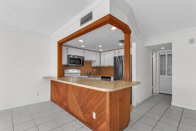 Building Photo - 342 Southwind Dr