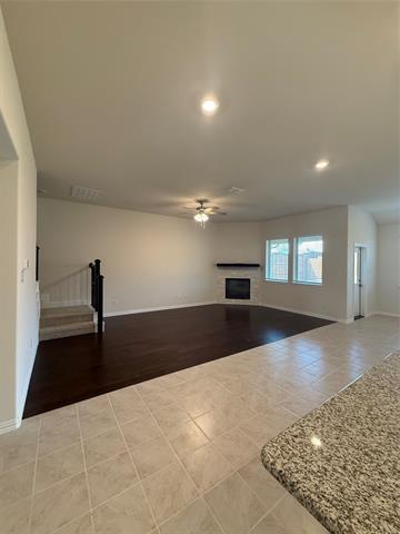 Building Photo - 4013 Amethyst Dr