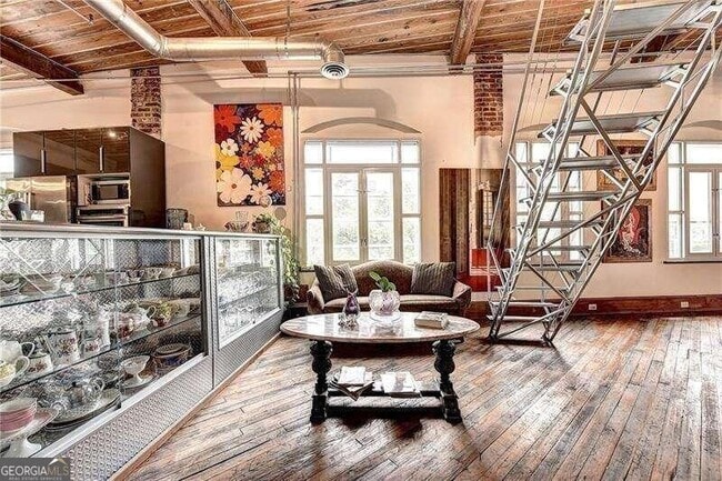 Building Photo - 161 Mangum St SW