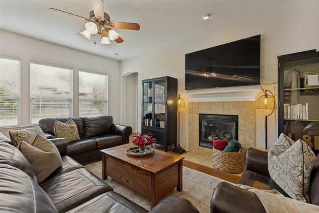 Building Photo - 8209 Grayson Way