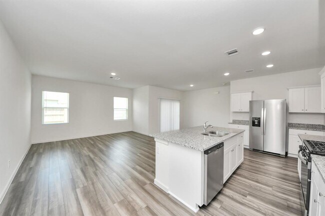 Building Photo - 10302 Florance Spring Dr