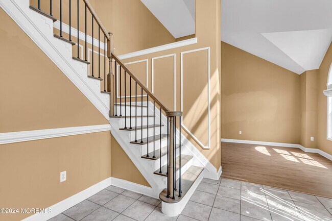 Building Photo - 1562 Priscilla Ct