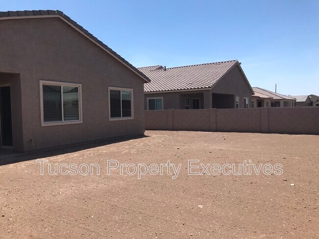 Building Photo - 10918 W Yates Ln