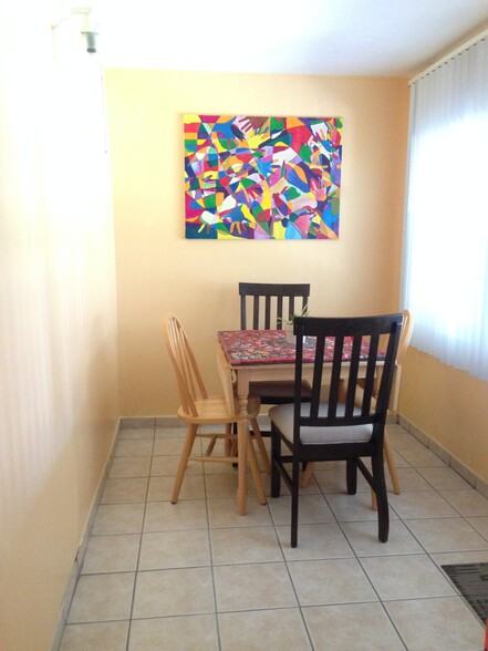 Enclosed Porch - 5855 N Austin Ave