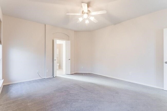 Building Photo - 2612 Evening Shade Dr