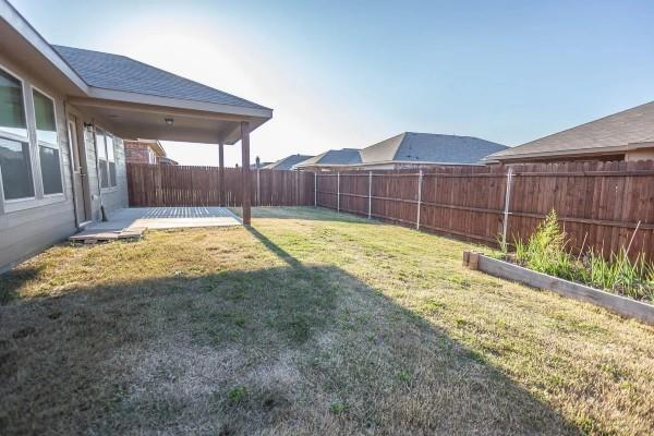 Building Photo - 412 Sandhurst Dr