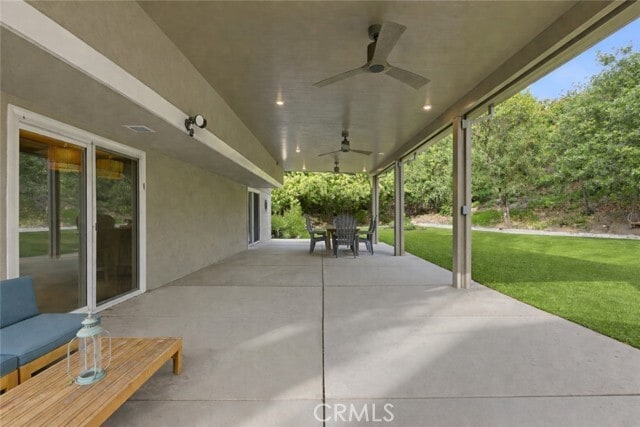 Building Photo - 5500 Blanco Ave