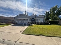Building Photo - 6000 Buggy Whip Ln