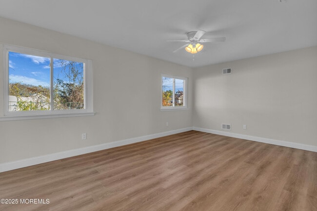 Building Photo - 64 Georgetown Blvd